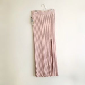 Aritzia Wilfred Slit Skirt - BNWT